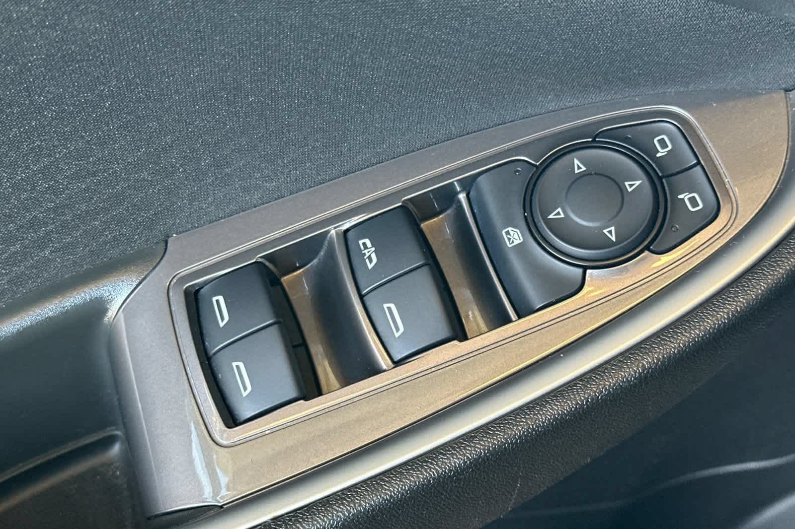 Used 2025 Chevrolet Malibu LT FWD image 14