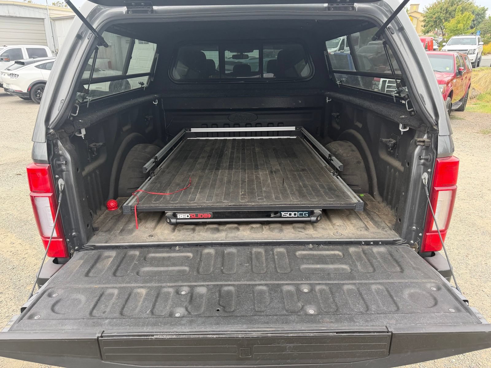 Certified 2020 Ford F250 Platinum w/ FX4 Off-Road Package AWD/4WD image 5