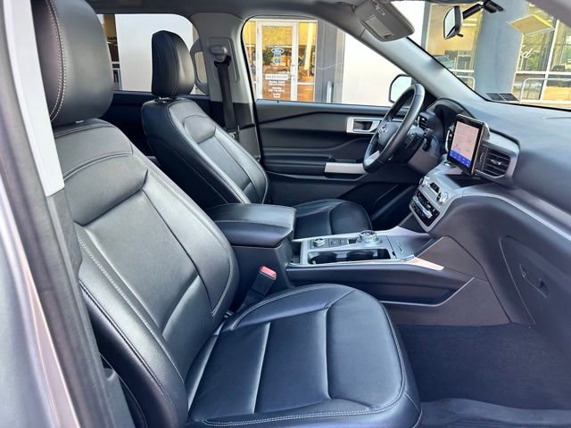 Certified 2021 Ford Explorer XLT w/ Equipment Group 202A AWD/4WD image 52