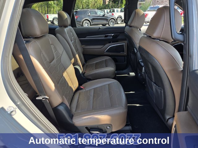 Used 2022 Kia Telluride SX w/ SX Prestige Package AWD/4WD image 17