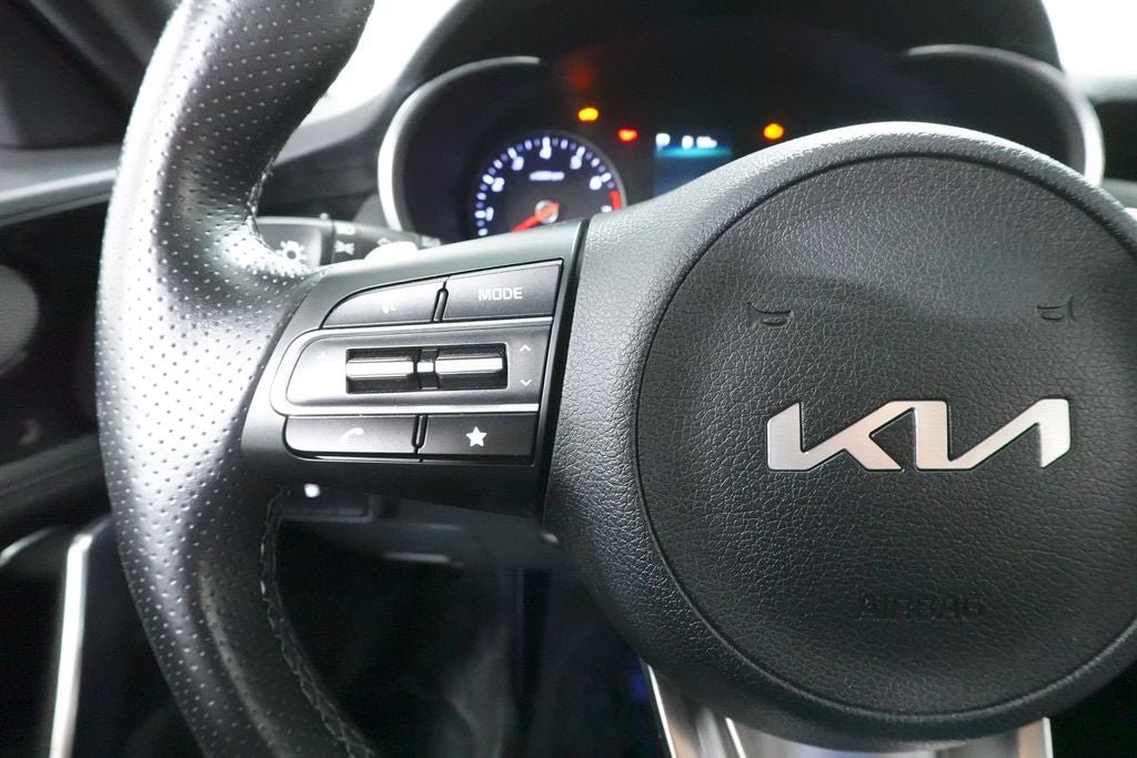 Used 2022 Kia Stinger GT-Line w/ Sun & Sound Package AWD/4WD image 13