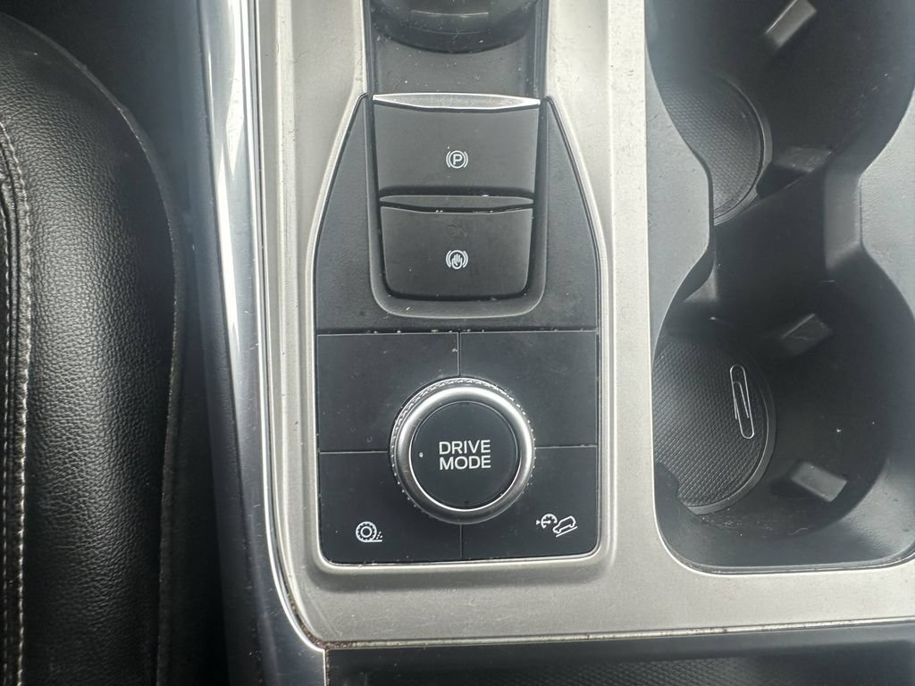 Certified 2022 Ford Explorer Limited w/ Limited Technology Package AWD/4WD image 21