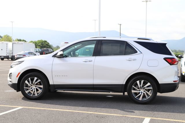 Used 2024 Chevrolet Equinox Premier AWD/4WD image 2