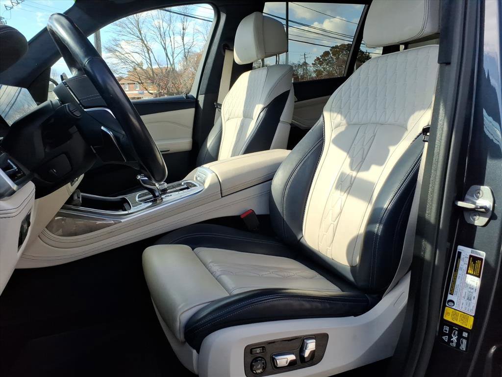 Used 2019 BMW X7 xDrive50i w/ Premium Package image 25