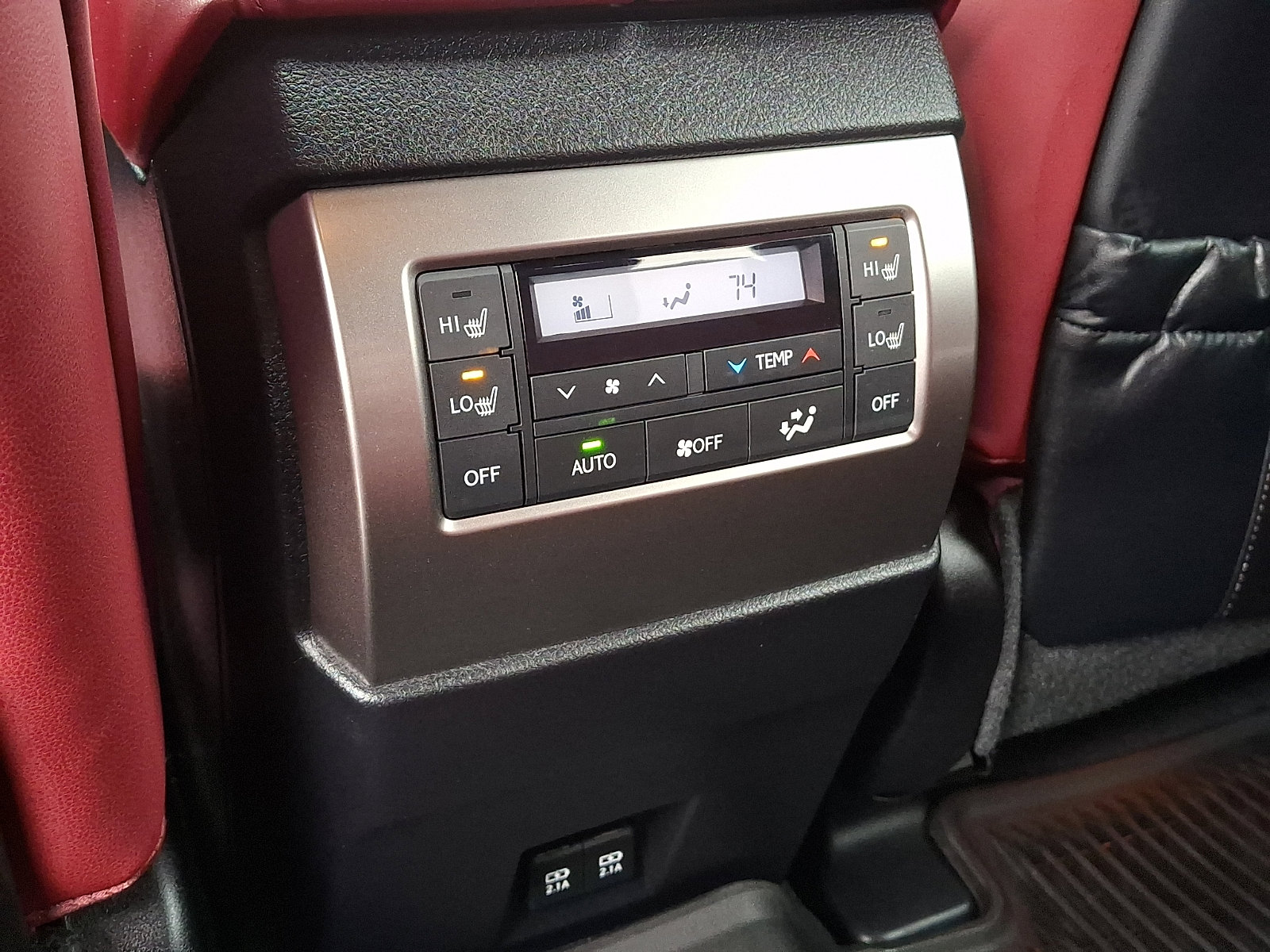 Used 2023 Lexus GX 460 Premium w/ Premium Package image 32