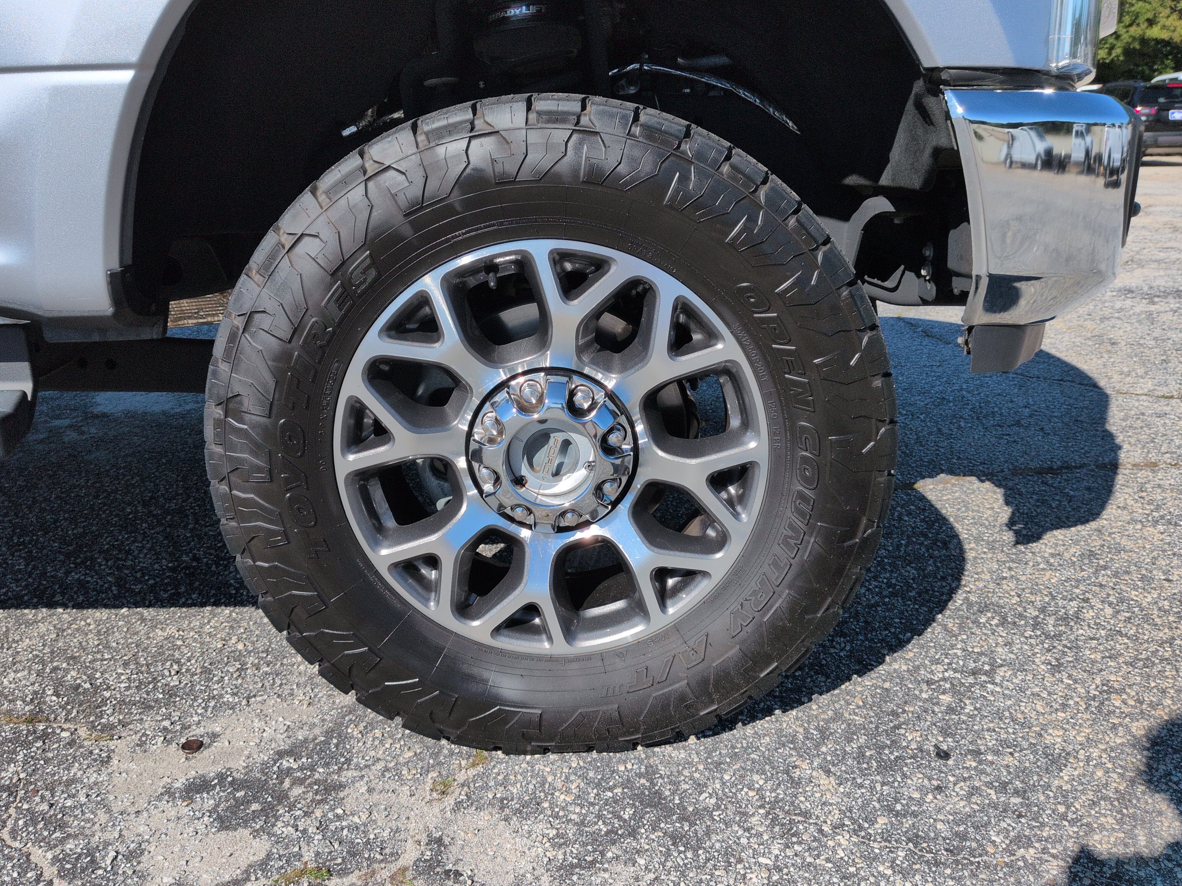 Certified 2022 Ford F250 Lariat w/ Lariat Value Package AWD/4WD image 9