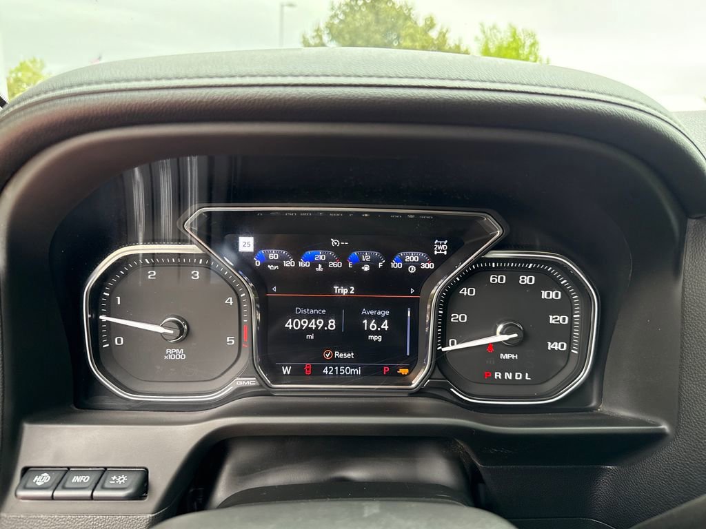 Used 2023 GMC Sierra 3500 AT4 w/ AT4 Premium Plus Package AWD/4WD image 14