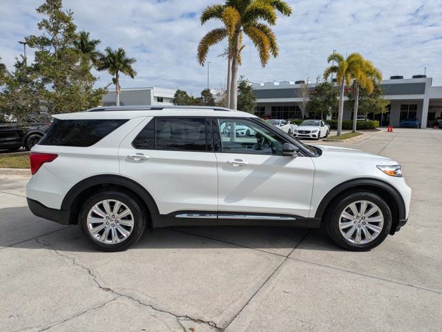 Certified 2023 Ford Explorer Limited w/ Limited Technology Package image 5