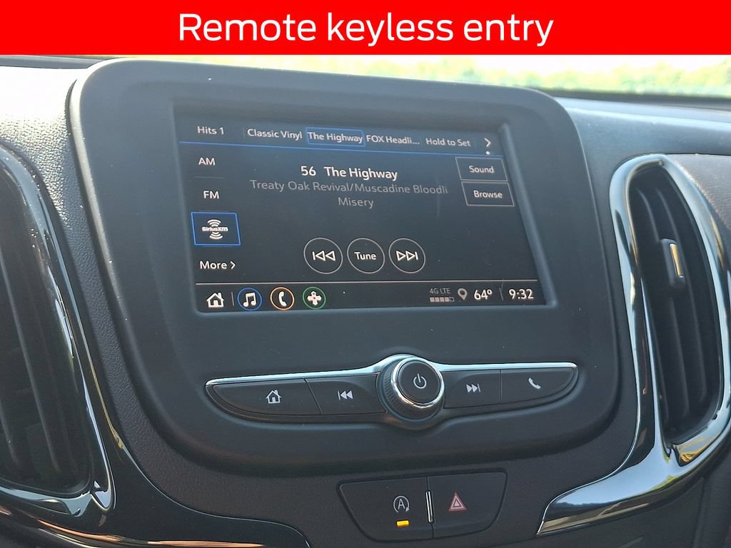 Used 2023 Chevrolet Equinox RS AWD/4WD image 16