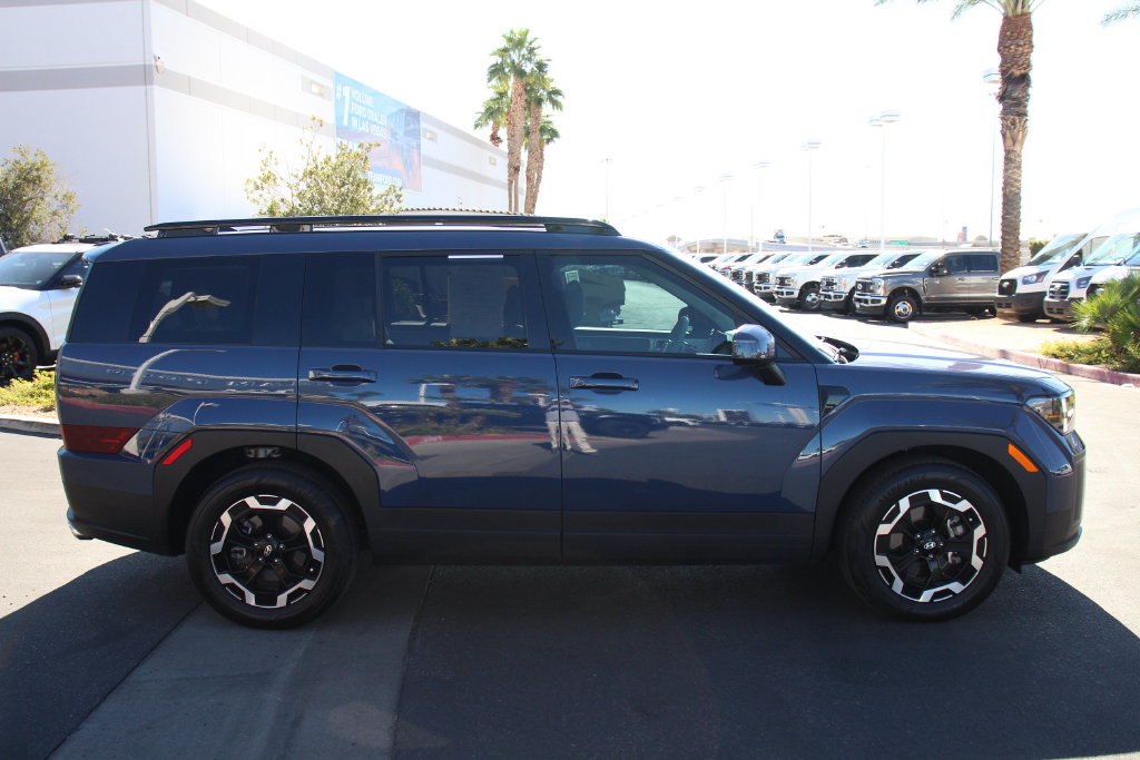 Used 2025 Hyundai Santa Fe SEL AWD/4WD image 10