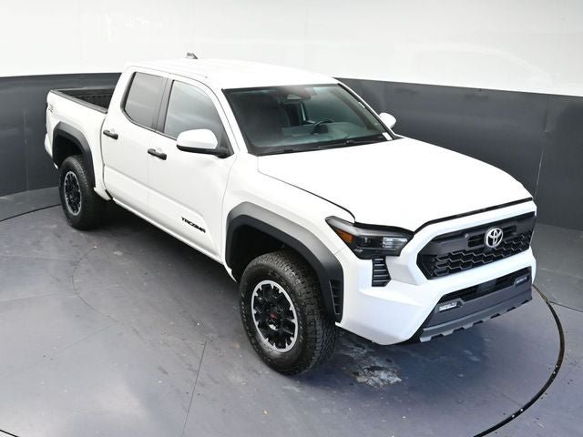 Used 2024 Toyota Tacoma TRD Off-Road AWD/4WD image 34