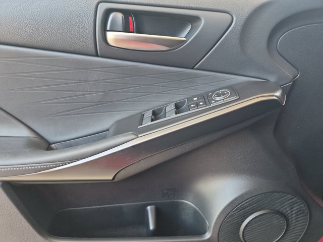 Used 2021 Lexus IS 350 F Sport RWD image 13