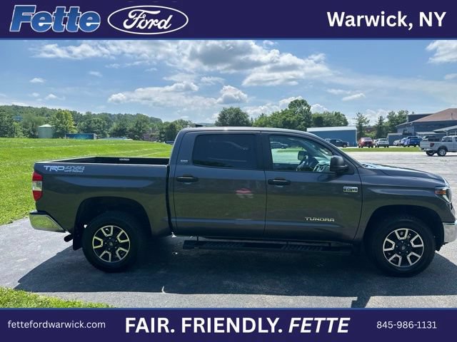 Used 2021 Toyota Tundra SR5 w/ TRD Off-Road Package AWD/4WD image 7