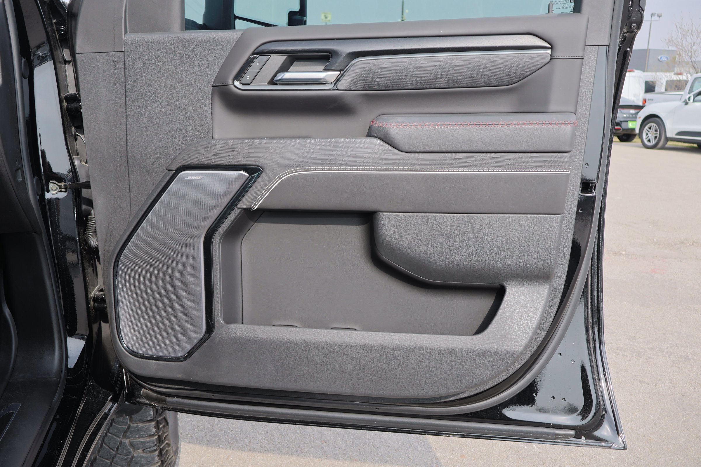 Used 2024 GMC Sierra 2500 AT4X image 53