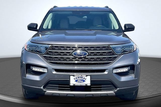Certified 2023 Ford Explorer XLT w/ Equipment Group 202A RWD image 3