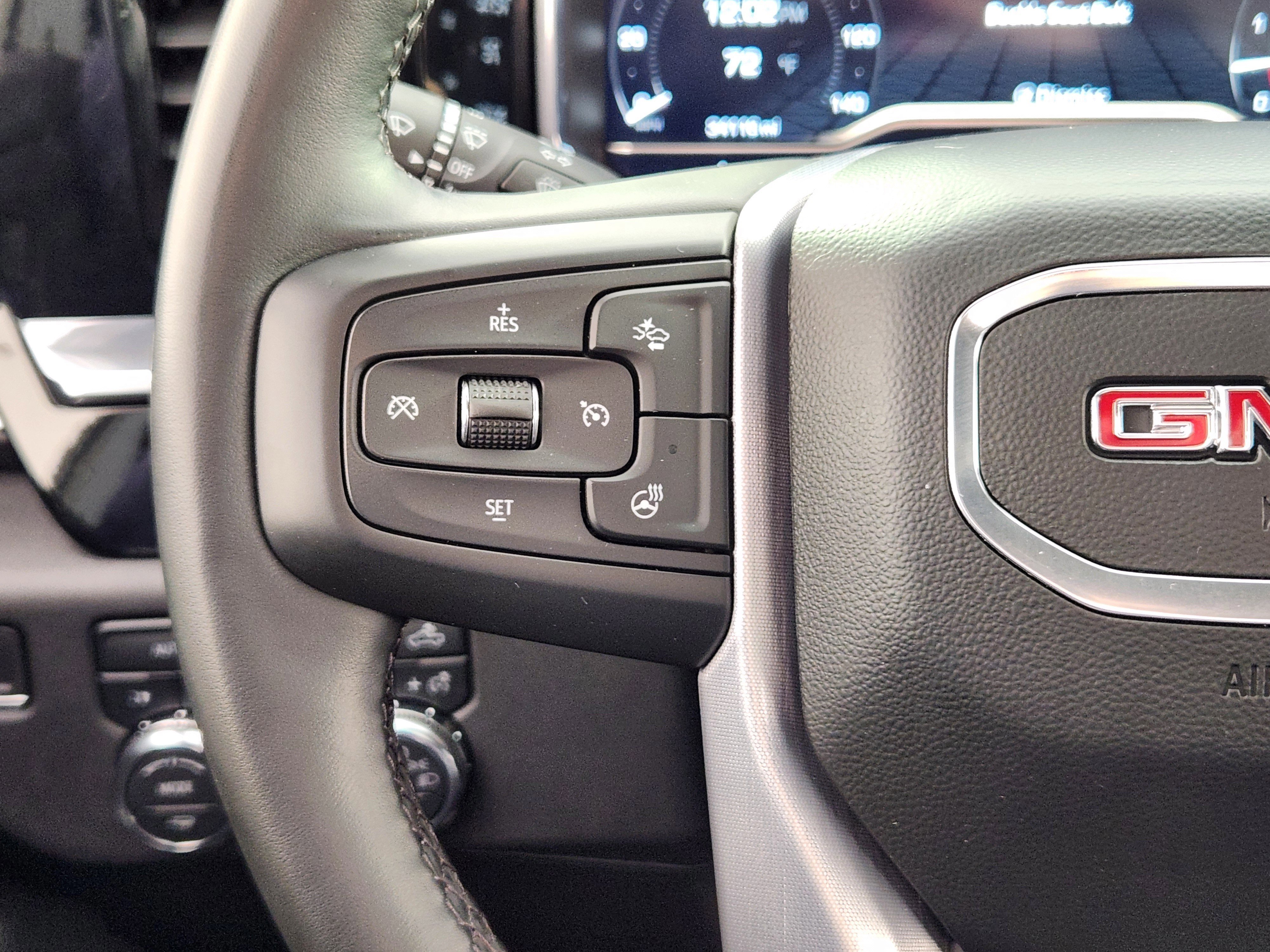 Used 2024 GMC Sierra 1500 SLT image 19