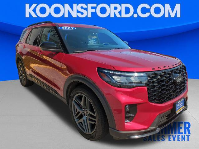 Certified 2025 Ford Explorer ST AWD/4WD image 7