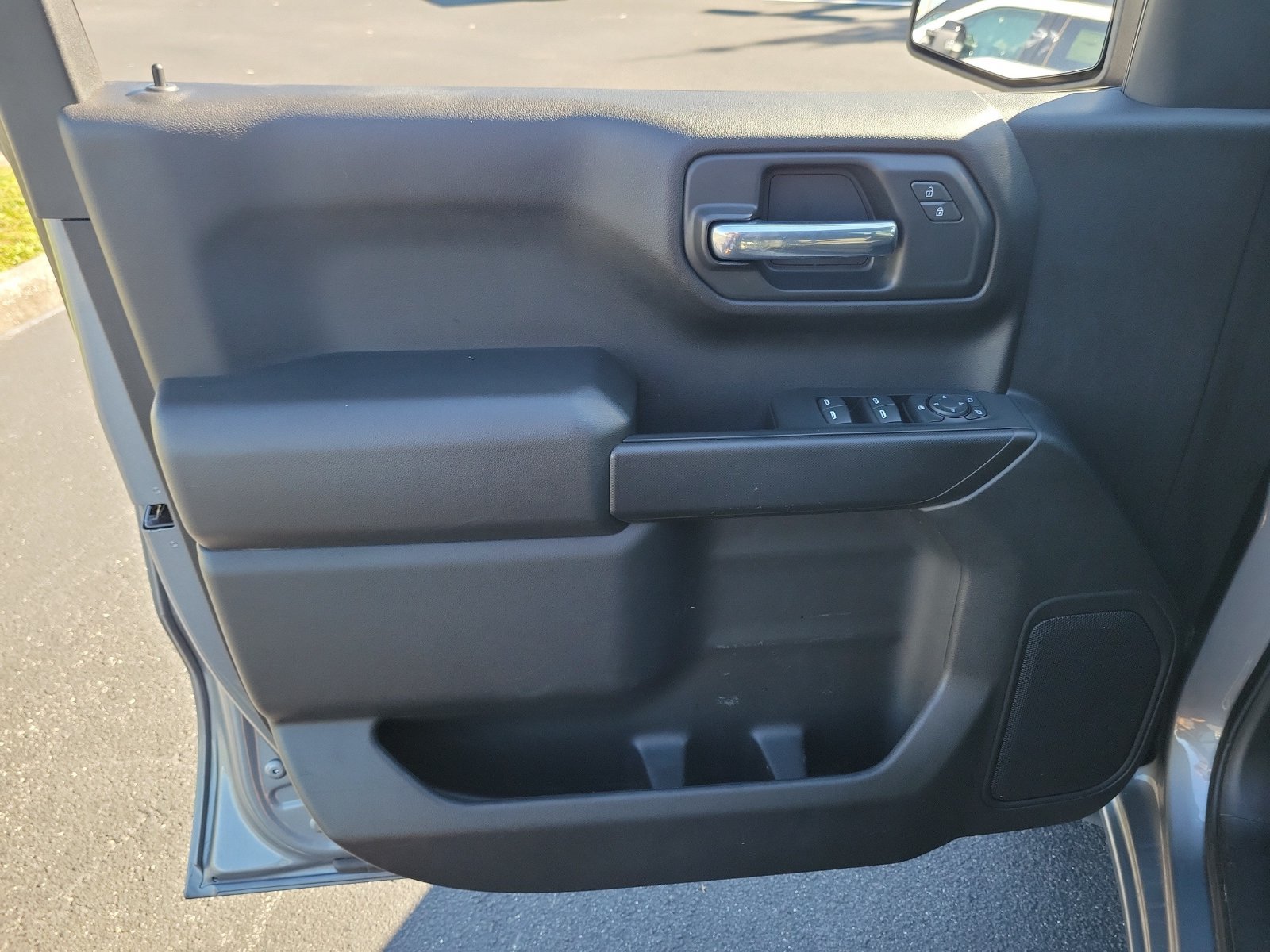Used 2022 Chevrolet Silverado 1500 Custom RWD image 12