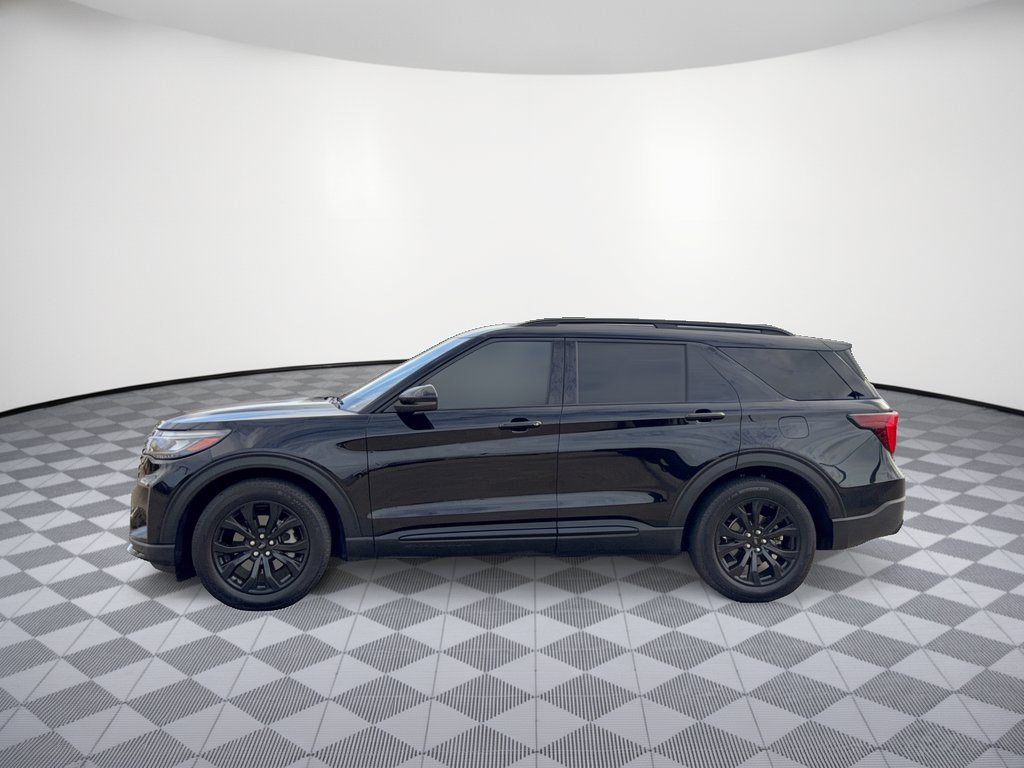 Certified 2025 Ford Explorer ST-Line w/ Premium Package RWD image 2