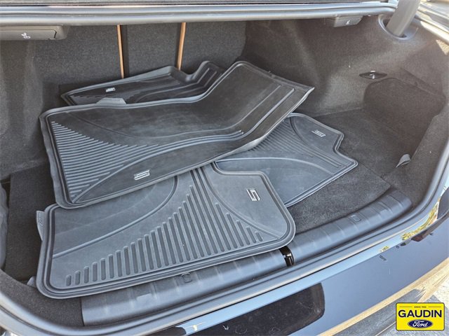 Used 2023 BMW 530e w/ Premium Package image 14