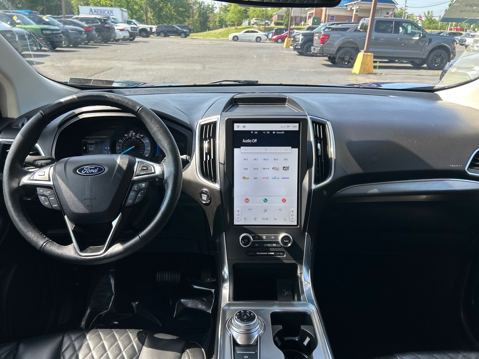 Certified 2024 Ford Edge Titanium AWD/4WD image 3