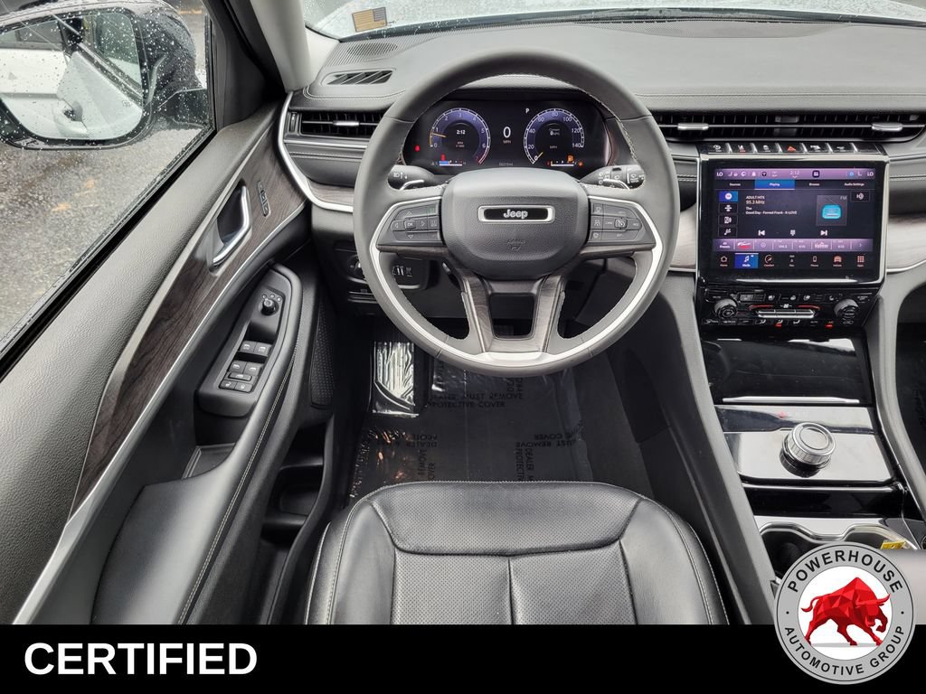 Used 2023 Jeep Grand Cherokee Limited w/ Luxury Tech Group II RWD image 19