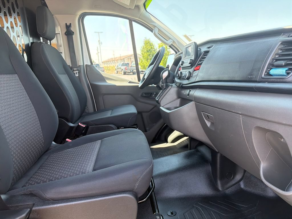 Certified 2025 Ford Transit 250 Low Roof w/ Exterior Upgrade Package RWD image 18