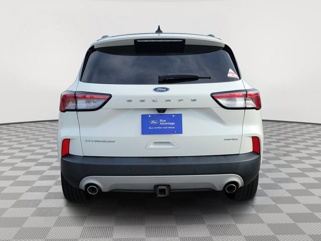 Certified 2022 Ford Escape Titanium w/ Class II Trailer Tow Package AWD/4WD image 4