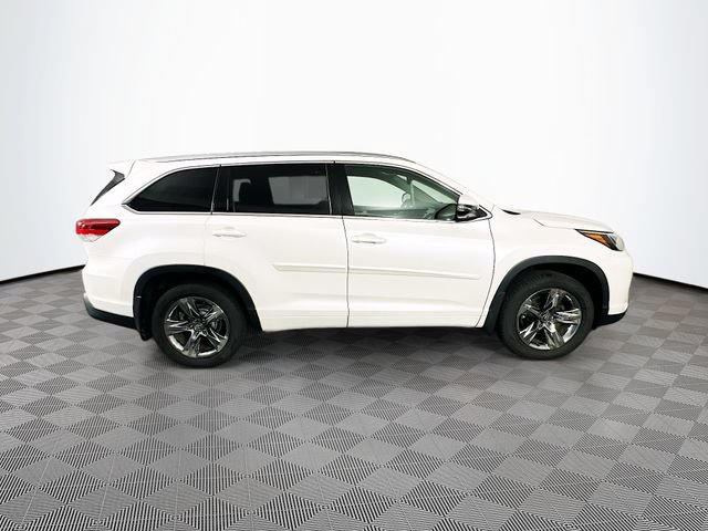 Used 2018 Toyota Highlander Limited Platinum AWD/4WD image 14