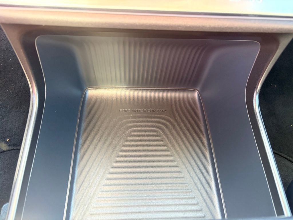 Certified 2025 Ford Expedition Platinum AWD/4WD image 16