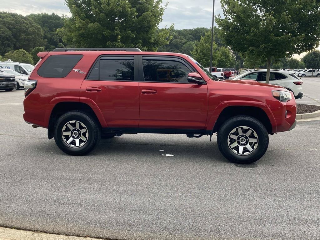Used 2021 Toyota 4Runner TRD Off-Road Premium AWD/4WD image 2