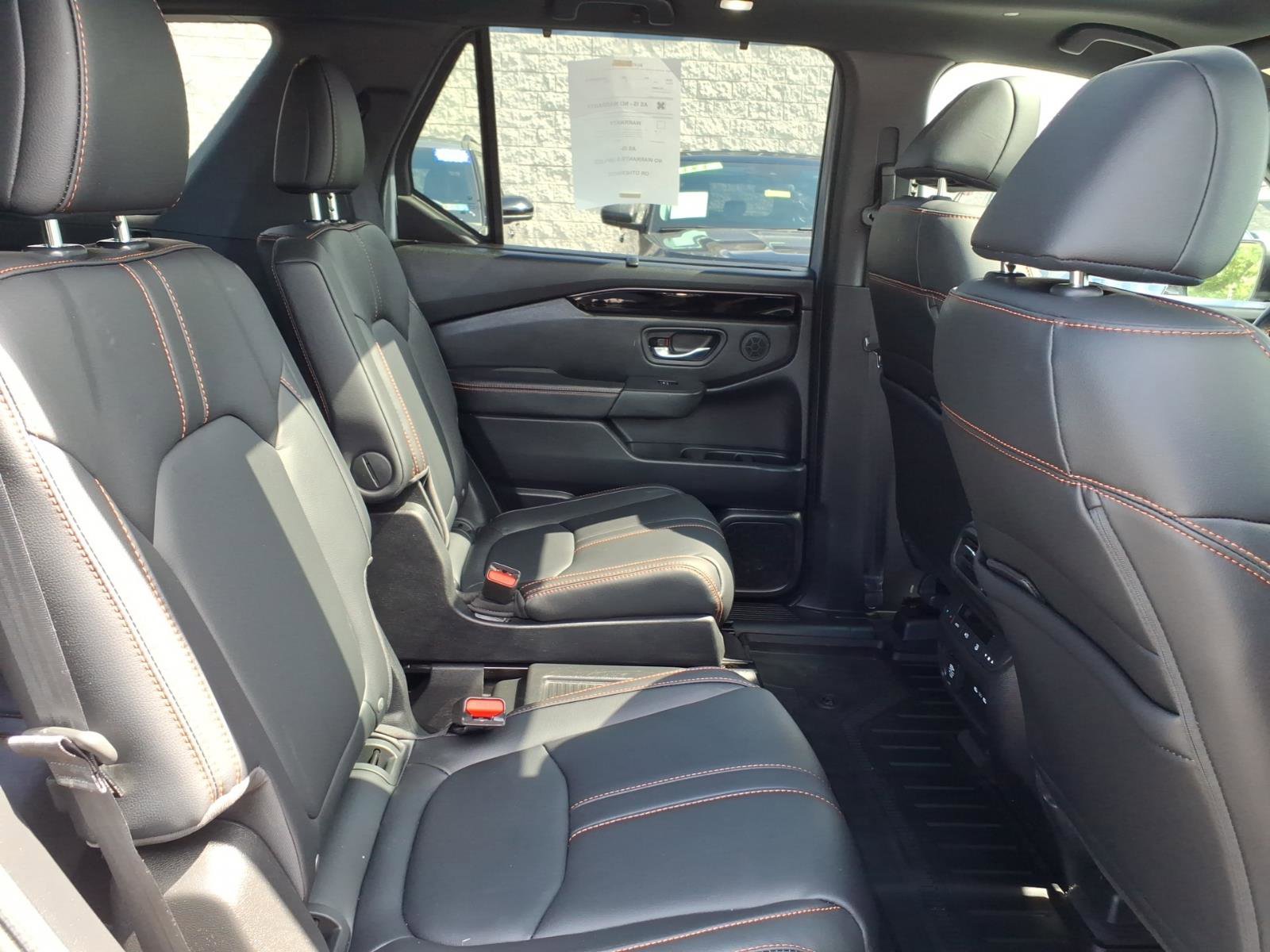 Used 2024 Honda Pilot TrailSport image 15