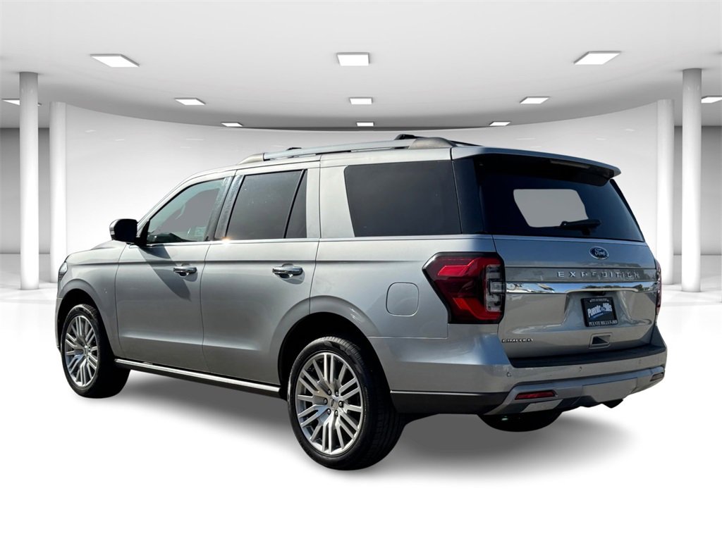 Certified 2024 Ford Expedition Limited image 3