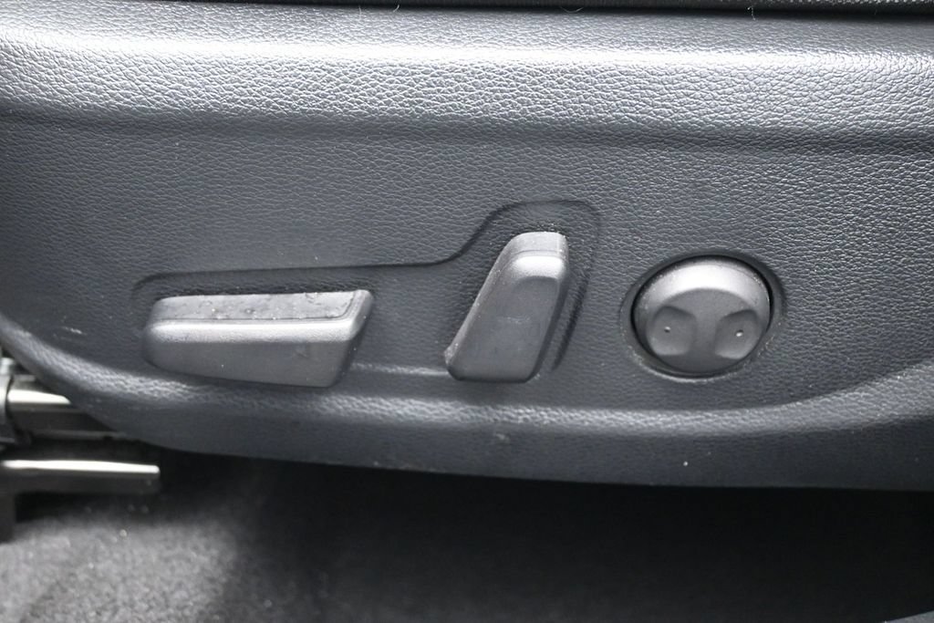 Used 2023 Kia Soul GT-Line w/ GT-Line Technology Package FWD image 10
