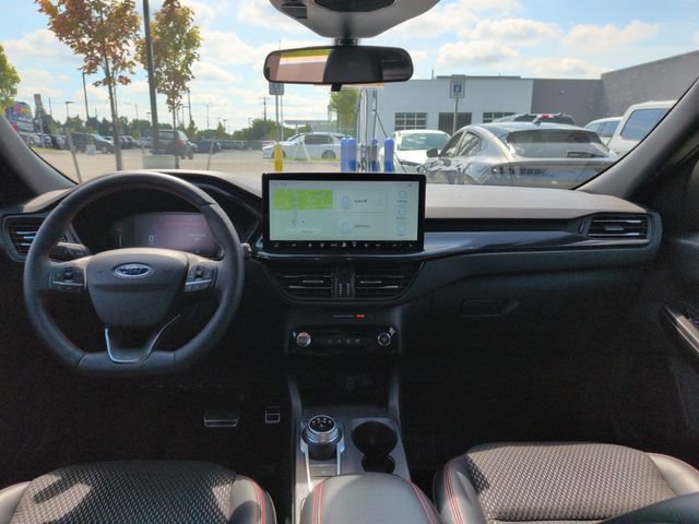 Certified 2024 Ford Escape ST-Line w/ Tech Pack #1 AWD/4WD image 26