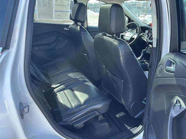 Certified 2017 Ford Escape Titanium w/ Equipment Group 301A image 19