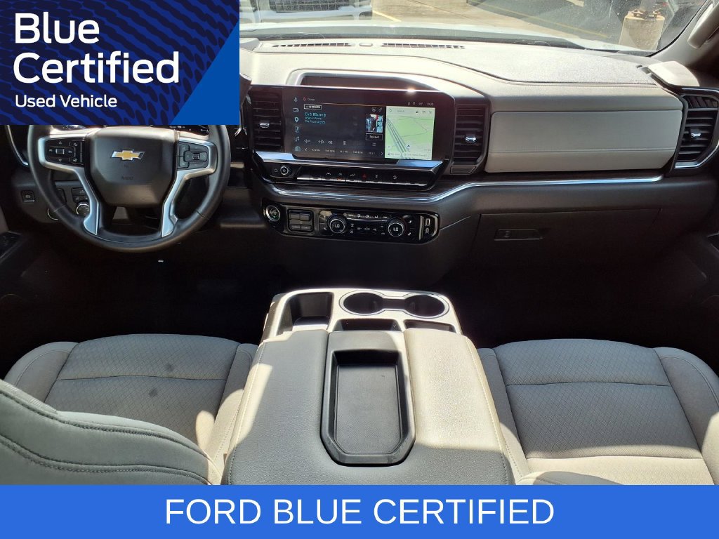 Used 2024 Chevrolet Silverado 1500 LT w/ Z71 Off-Road Package AWD/4WD image 9