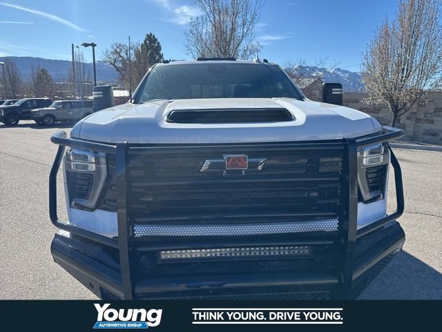 Used 2025 Chevrolet Silverado 3500 LTZ w/ LTZ Plus Package AWD/4WD image 15