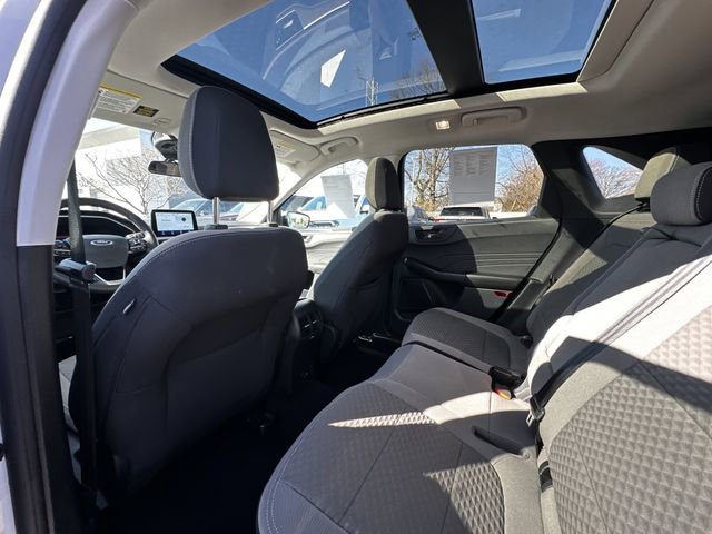 Certified 2022 Ford Escape SE w/ Convenience Package image 18