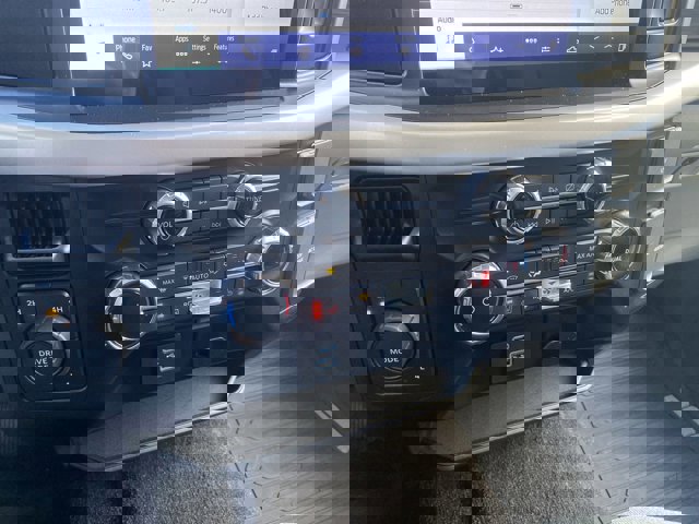 Certified 2022 Ford F150 XLT w/ Equipment Group 302A High image 17