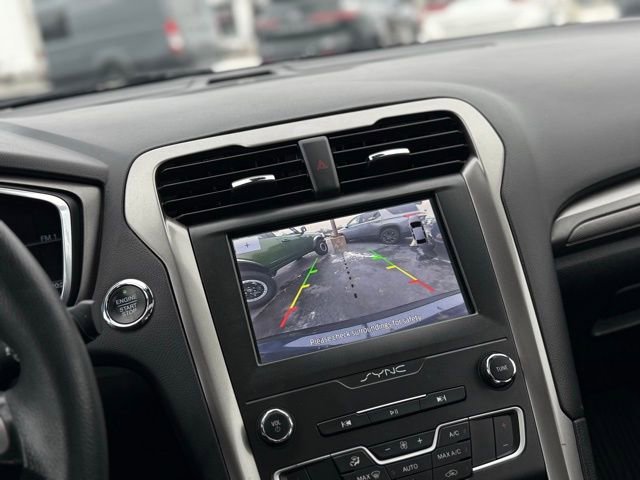Certified 2020 Ford Fusion SE image 4