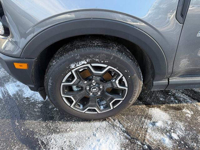 Certified 2025 Ford Bronco Sport Outer Banks w/ Outer Banks Tech Package+ AWD/4WD image 32