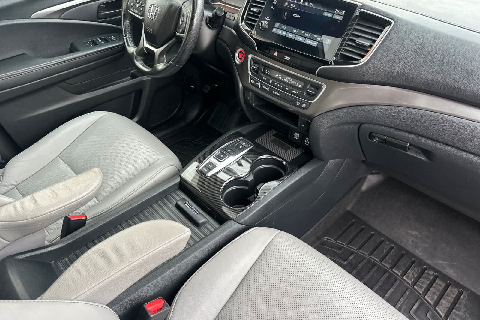 Used 2022 Honda Passport EX-L image 16