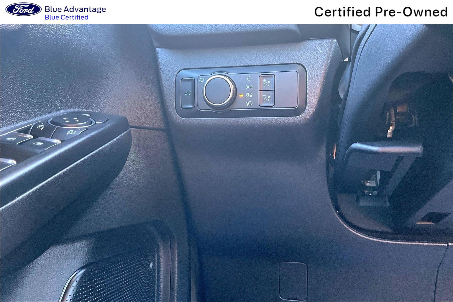 Certified 2024 Ford Escape ST-Line w/ Tech Pack #1 AWD/4WD image 37