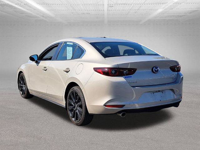 Used 2024 MAZDA MAZDA3 s FWD image 5
