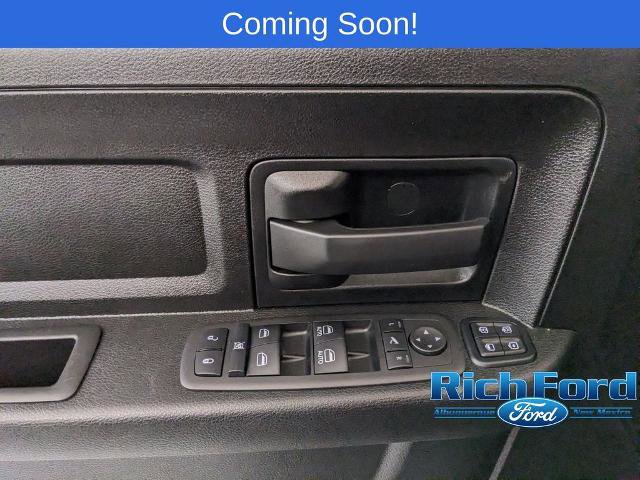 Used 2024 RAM 3500 Tradesman w/ Chrome Appearance Group AWD/4WD image 15