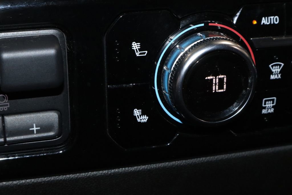 Used 2023 GMC Sierra 1500 SLE image 11