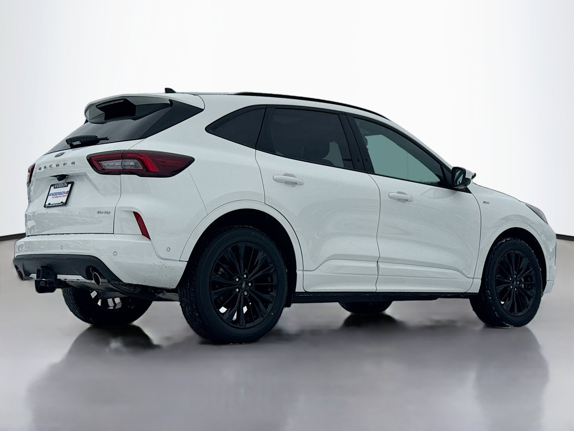 Certified 2023 Ford Escape ST-Line Elite w/ Premium Technology Package AWD/4WD image 2