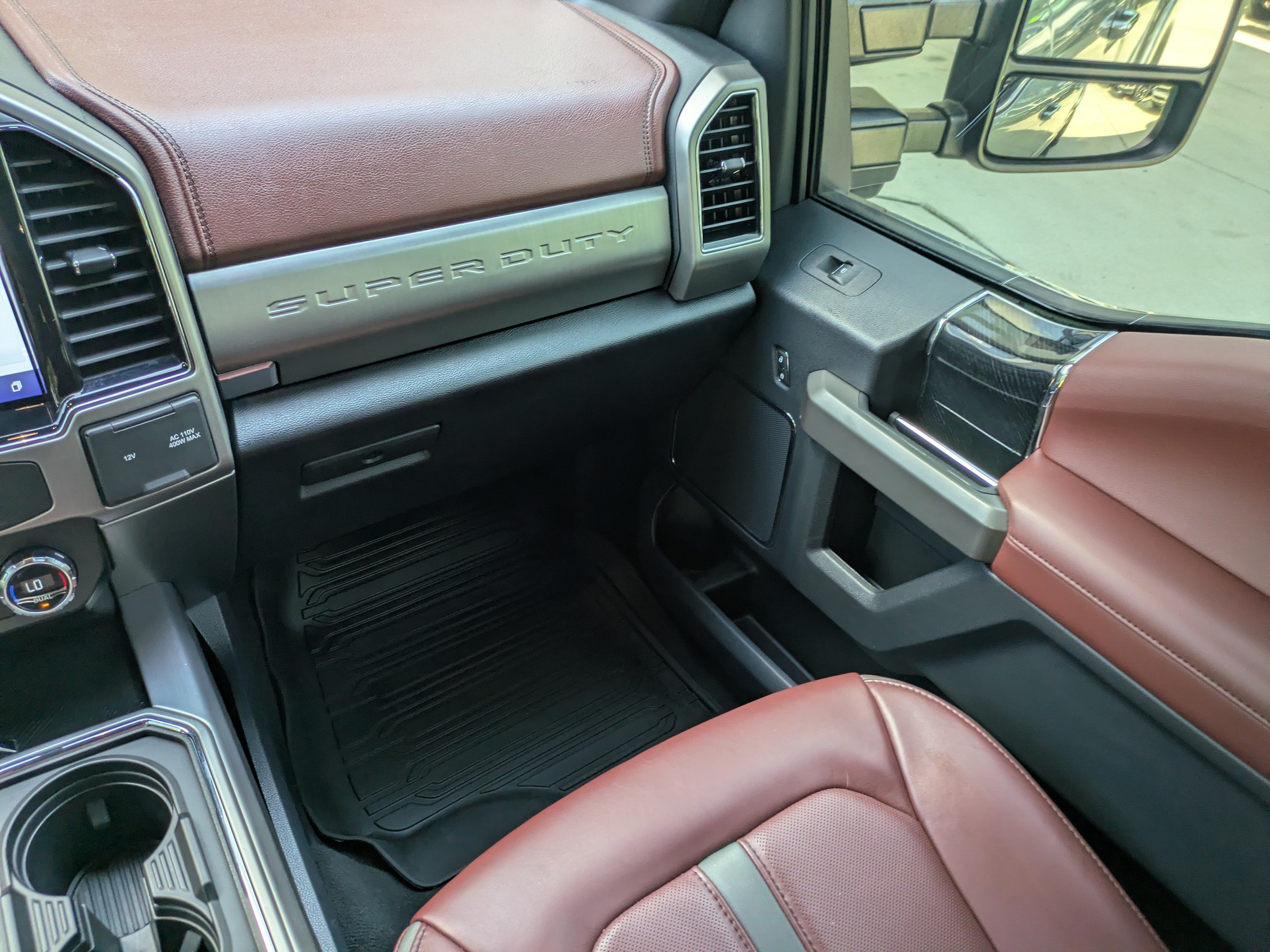 Certified 2022 Ford F250 Platinum w/ Tremor Off-Road Package AWD/4WD image 17