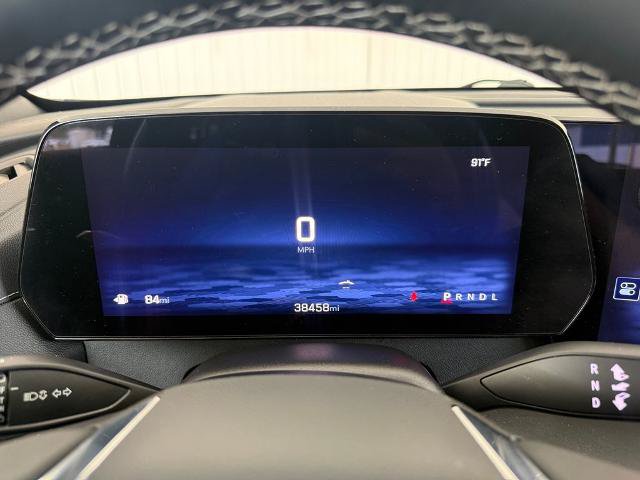 Used 2025 Chevrolet Traverse LT FWD image 12